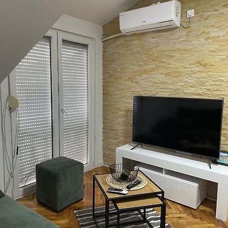 Appartement Stan Centar Ns à Novi Sad Extérieur photo